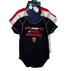 Genuine Merchandise Minnesota Twins Baseball 3-pc Infant Bodysuit Set MLB 6-9M